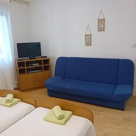 Marisol Apartment