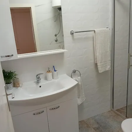 Marisol Apartment